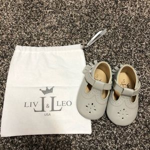 Liv & Leo moccasins